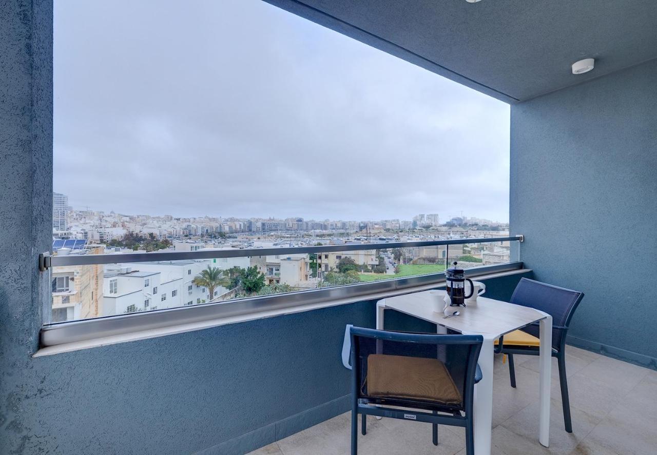 Stunning In A Location With Views Apartment Ta Xbiex