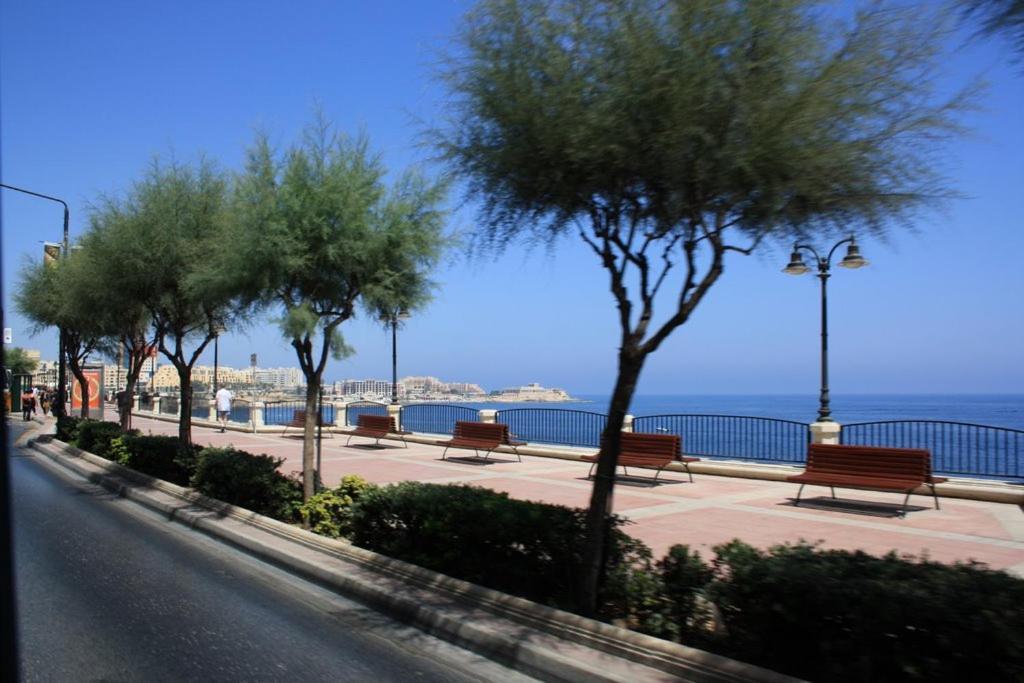 Stunning In A Location With Views * Ta Xbiex
