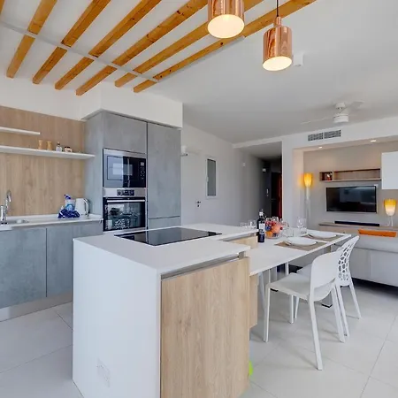 Stunning Apartment In A Central Location With Views Ta Xbiex Exterior photo